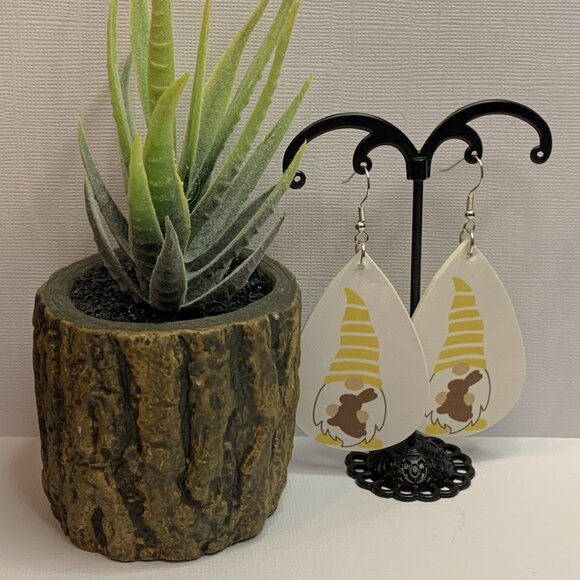 Easter Egg Earring, Easter Basket Gift, Gnome Dwarf Elf Earring, Easter Earring - Picture 4 of 4